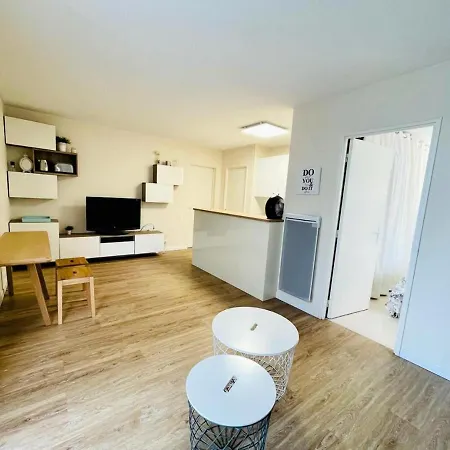 Port - 2 Pieces Pour 4 Personnes 074 Apartment